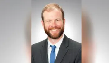 Pediatra de Pittsburgh muerto a puñaladas en su cama; su esposa resulta gravemente herida