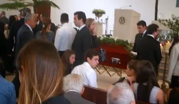 Exponen cuerpo de Poppy Bermúdez en politécnico de Santiago