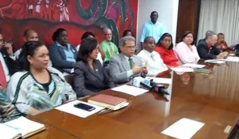 Los médicos realizarán este miércoles cadena humana en hospitales 