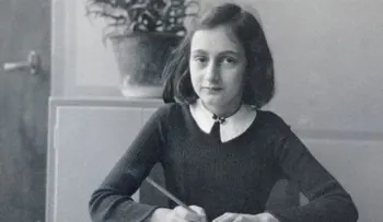 Subastarán poema de Ana Frank que hasta hace poco se creía perdido