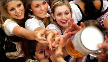 La cerveza es buena para huesos de las mujeres: Olvídate de la leche con calcio
