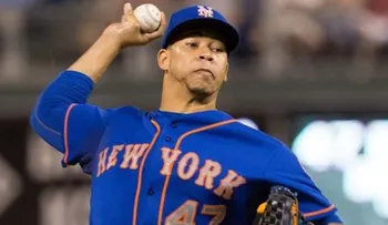 MLB reduce suspensión del dominicado Hansel Robles