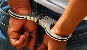 Apresan alcalde Villa Los Almácigos; Tony Carreras, por alegadamente violar a una menor            