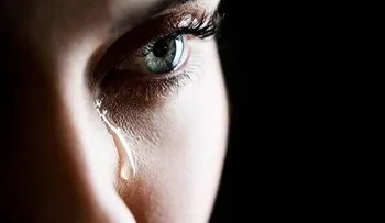 Llorar es bueno para la salud; las mujeres lo hacen cuatro veces más que los hombres