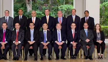 Gobernador del Banco Central, Héctor Valdez Albizu habla sobre sostenibilidad de la deuda dominicana 
