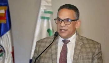 Ventura Camejo pide quitar potestad al ministro de Educación de nombrar directores