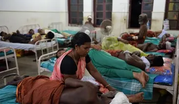 Más de 100 muertos en incendio en la India
