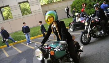Motoristas elegantes se unen en Chile a campaña contra el cáncer de próstata