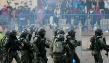 Un ataque con explosivos durante protesta deja 7 policías heridos en Colombia