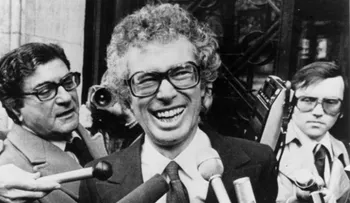 Muere el diplomático canadiense que inspiró la película â??Argoâ??