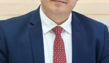 Politólogo advierte que videos de combatiente dominicano podrían revelar su ubicación mediante inteligencia artificial