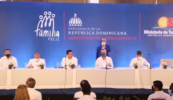 Presidente invita a hoteleros a trabajar con Gobierno en el Plan Nacional de Vivienda Familia Feliz