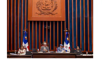 Senado aprueba ley para regular inversiones nacionales y extranjeras