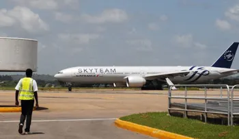 Un avión de Air France hace aterrizaje de emergencia por aparato sospechoso a bordo