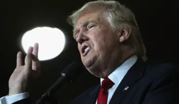 Deserciones republicanas: una importante donante y un congresista apoyan a Clinton