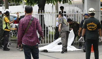 Seis muertos en un tiroteo en un popular mercado de Bangkok 28 julio 2025