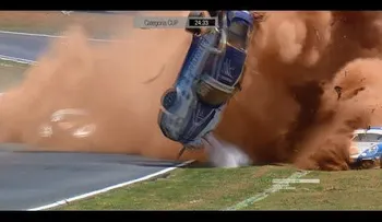 Brutal accidente del hijo de Nelson Piquet con nueve vueltas de campana (VIDEO)