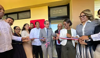 UASD inaugura y remoza espacios académicos en Higüey; Alcaldía otorga máxima distinción al rector Asjana David