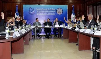 Navarro encabeza reunión de Comisión Nacional de Negociaciones Comerciales 