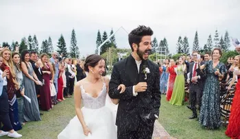 Emotivo momento de la boda de Evaluna, la hija menor de Ricardo Montaner, con el cantante Camilo