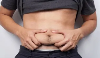 Hombres de barriga ancha, mejores en la cama, porque la "tripita cervecera" aumenta el aguante