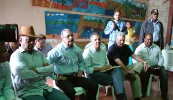 Danilo Medina aprueba préstamos de RD$10 millones para caficultores de Bonao