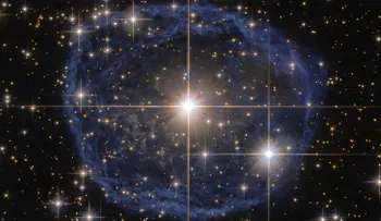 Captan una enorme burbuja azul en el espacio