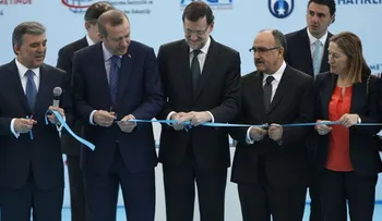Ejecutivo asiste a inauguración de la Semana  de Francia