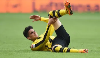 El primer mensaje de Marc Bartra tras explosiones en el bus del Dortmund