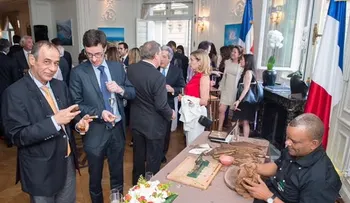 Embajada Dominicana  en Francia y PROCIGAR realizan degustación de cigarros criollos en París