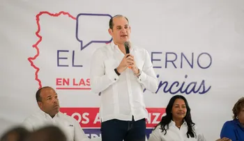 Gobierno destaca avances en educación y desarrollo comunitario en Los Alcarrizos y Pedro Brand
