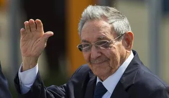 Raúl cumple  85 años con Cuba de moda