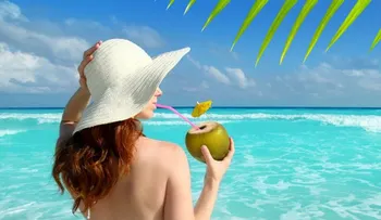 5 fabulosas razones para beber agua de coco