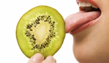 Alimentos ácidos, los enemigos del esmalte dental