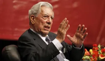 Castillo Semán: Premio a Vargas Llosa es una sinvergüencería