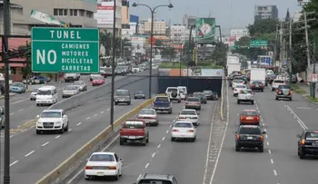 Obras Públicas cerrará tramo en paso a desnivel 6 de Noviembre con Prolongación 27