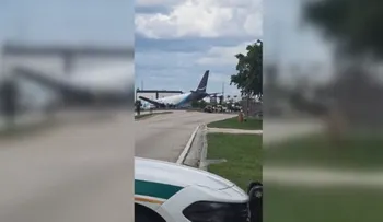 Avión de carga de Amazon se sale de la pista en el Aeropuerto Internacional de Miami