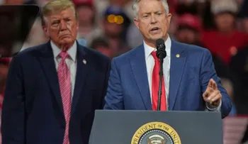 CNN verifica: ninguna ley obligaba al senador Roger Marshall a demandar a sus pacientes