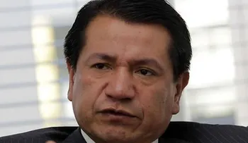 Renuncia defensor del Pueblo de Colombia por lío de acoso sexual