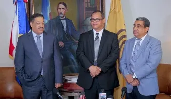 Fidel Lorenzo coordina con JCE capacitación para que pastores oficialicen matrimonios