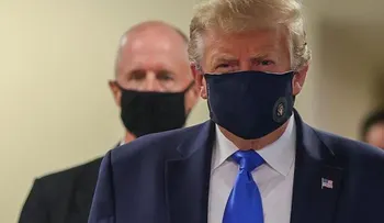 Trump cambia de parecer y ahora dice que llevar mascarillas es "patriótico"