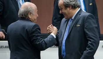 Registran oficinas de la Federación Francesa de Fútbol en relación con el caso Blatter