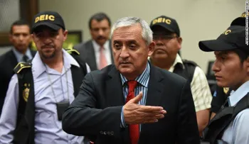 Otto Pérez Molina acusado de asociación ilícita, fraude aduanero, entre otros cargos