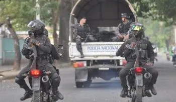 Apresan tres hombres acusados de balear y robar un revólver a un segundo teniente retirado de la PN