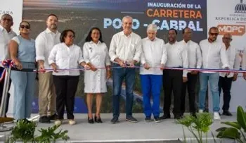Presidente Abinader inaugura carretera Cabral-Polo en Barahona y anuncia nuevas obras viales para el Sur