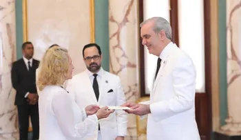 Abinader recibe cartas credenciales de siete nuevos embajadores