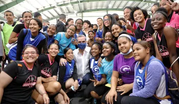 Presidente Abinader respalda deporte y juventud en Santiago