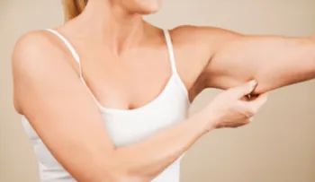 Cómo eliminar la celulitis en brazos o rodillas