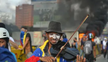 Liberan por medida cautelar al violinista Wuilly Artega