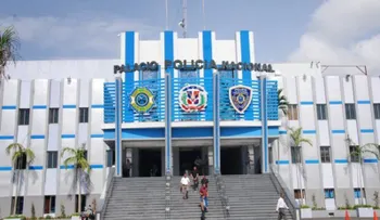 Apresan dos hombres falsificaban carnés militares